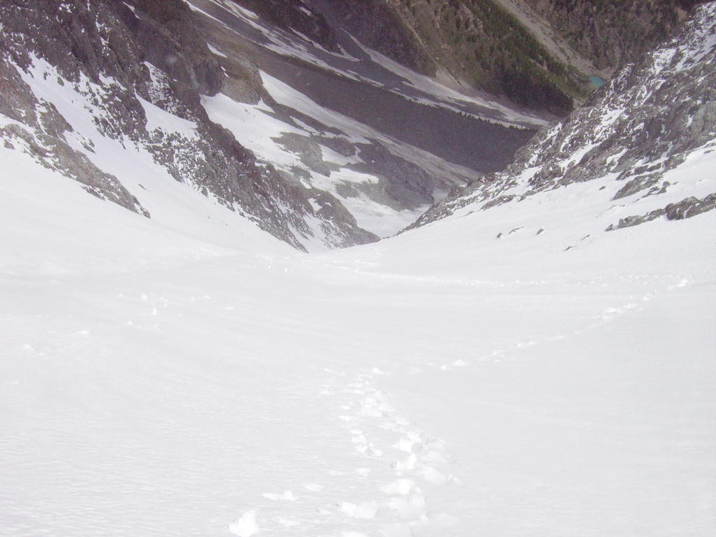 #7 milieu du couloir : neige bien lisse (ça ne va pas durer) milieu du couloir : neige bien lisse (ça ne va pas durer)