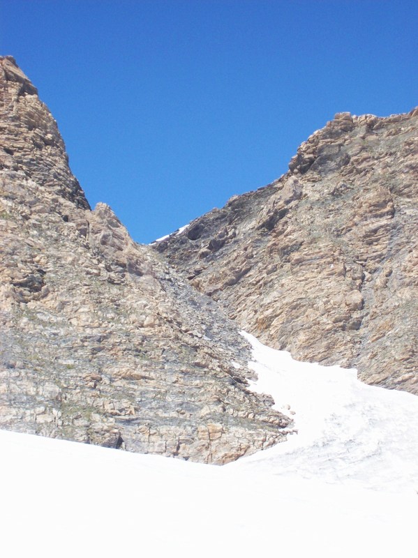 #6 Brèche de la Ruine : vingt mètres de portage. Brèche de la Ruine : vingt mètres de portage.