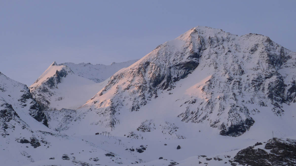 #1 Départ au petit matin : Le Turia est déjà au soleil, heureusement pour les candidats du jour : il fait froid Départ au petit matin : Le Turia est déjà au soleil, heureusement pour les candidats du jour : il fait froid