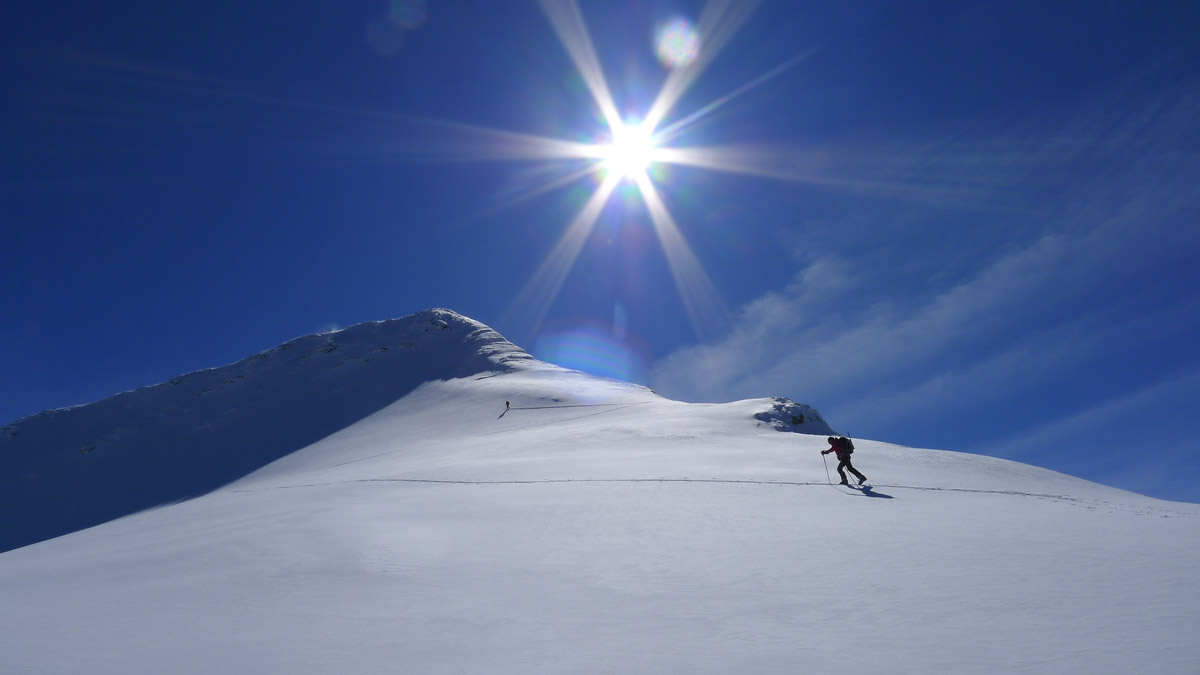 #8 Sous le sommet : neige vierge à tous les étages Sous le sommet : neige vierge à tous les étages