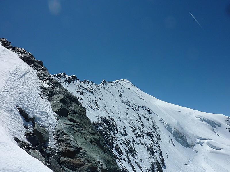 #5 Arête Turia- Mt Pourri : Une arête esthétique probablement pas souvent parcourue. Arête Turia- Mt Pourri : Une arête esthétique probablement pas souvent parcourue.
