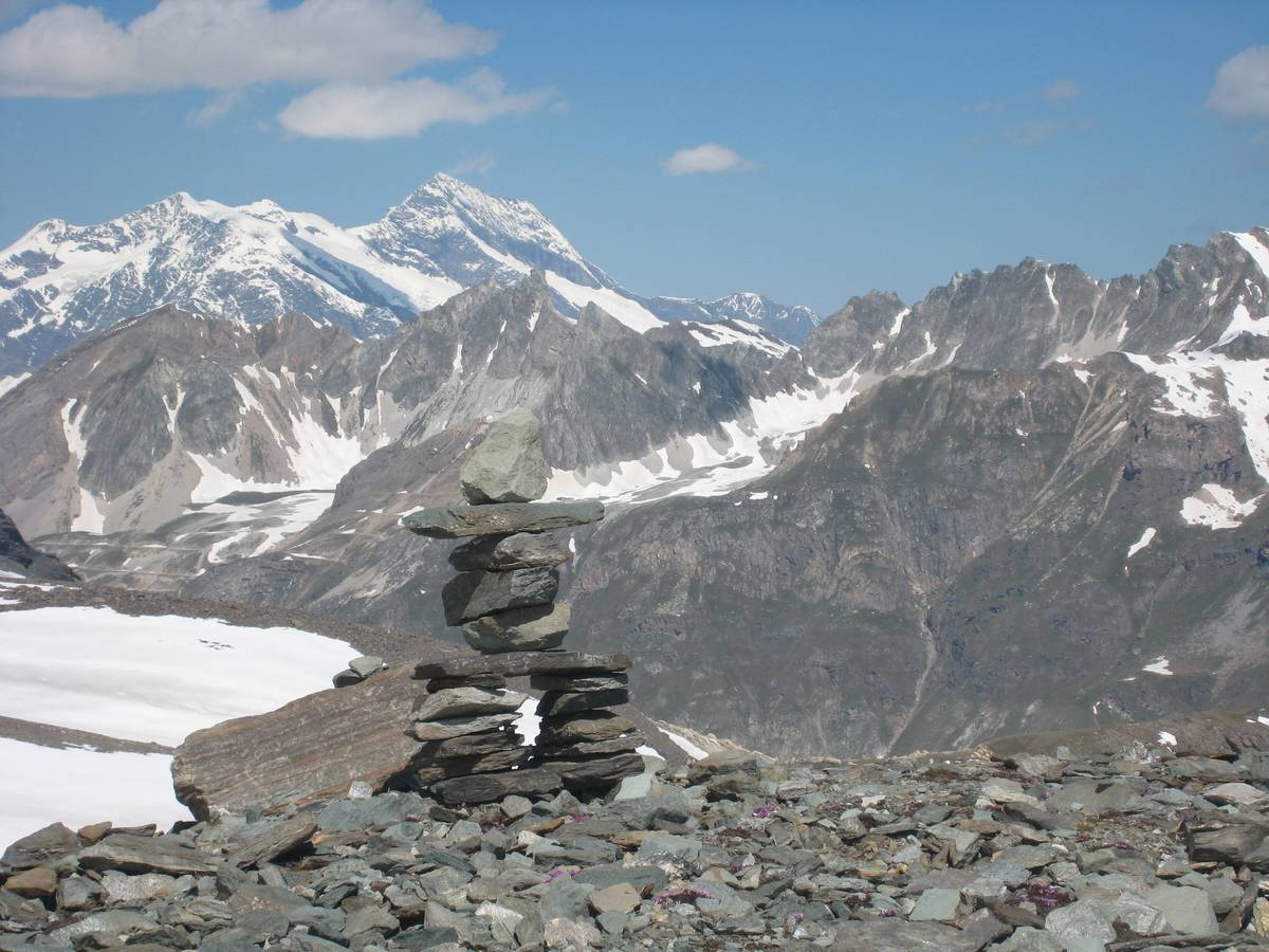 #6 Cairn : grande picturalité devant le Pourri Cairn : grande picturalité devant le Pourri