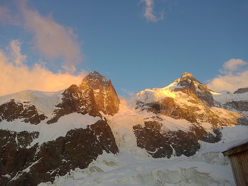 #6 Tacul/Maudit : Coucher du soleil. Depuis les Grands Mulets toujours. Tacul/Maudit : Coucher du soleil. Depuis les Grands Mulets toujours.