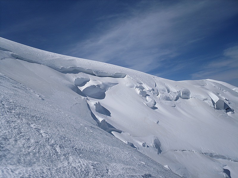 #11 tacul face nord : belle neige froide et souple ; quelques plaques de glace mais pas noires....juste givrées tacul face nord : belle neige froide et souple ; quelques plaques de glace mais pas noires....juste givrées