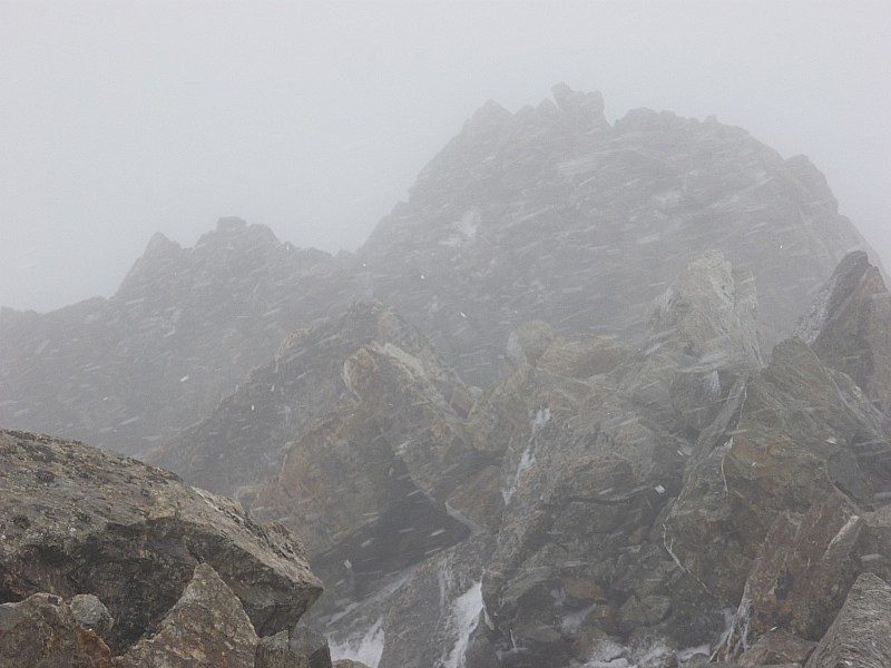 neige : ca pose a l'horizontal en juillet!