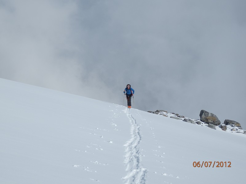 #4 Sous le refuge : Fabrice sous le refuge Gnifetti Sous le refuge : Fabrice sous le refuge Gnifetti