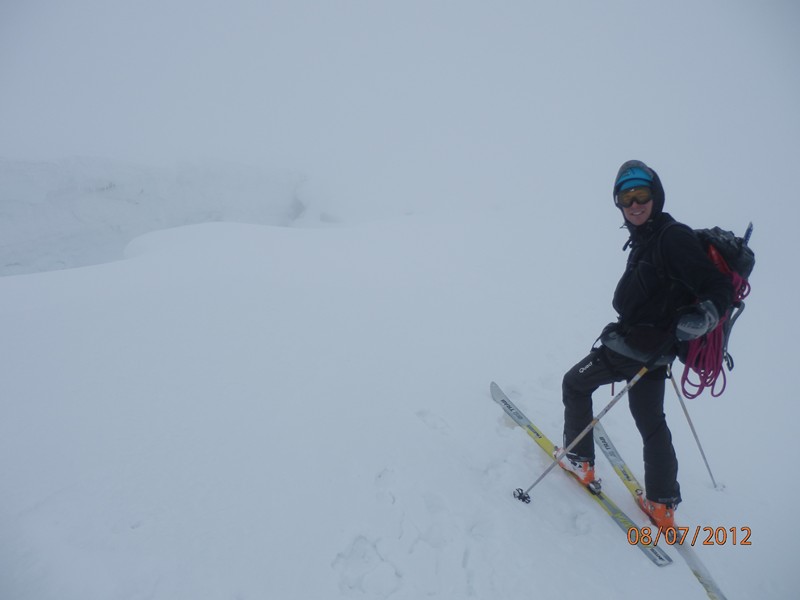 #35 Descente : Bonne descente malgré la mauvaise visibilité en faisant attention aux crevasses néanmoins Descente : Bonne descente malgré la mauvaise visibilité en faisant attention aux crevasses néanmoins