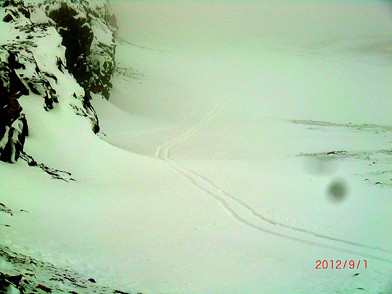 #9 descente : en dessous du glacier a 2800m descente : en dessous du glacier a 2800m