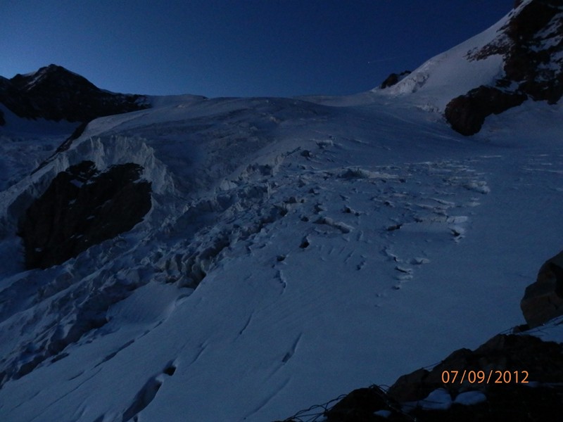 #12 Les conditions au soir : Crépuscule sur le Glacier du Lys Les conditions au soir : Crépuscule sur le Glacier du Lys