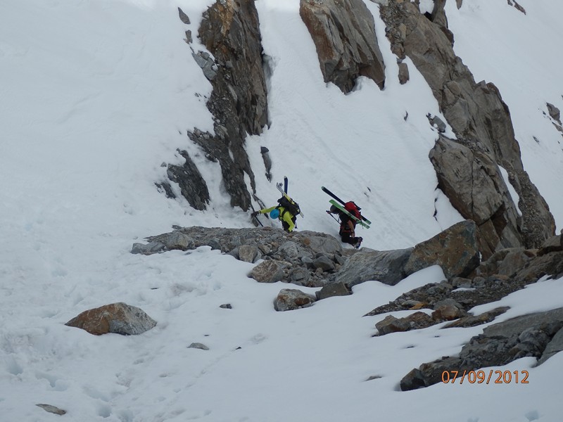 #7 Canale Casati : Fabrice et Mickael au milieu du couloir Canale Casati : Fabrice et Mickael au milieu du couloir