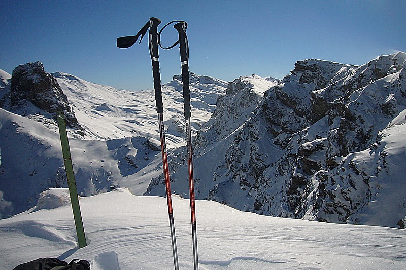 #1 Vu vers les Sagnes Longues, pas de traces vers 10h30 Vu vers les Sagnes Longues, pas de traces vers 10h30