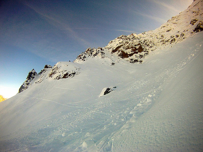 #5 Pente vierge tracée : Voila le petit supplément. Pente vierge tracée : Voila le petit supplément.