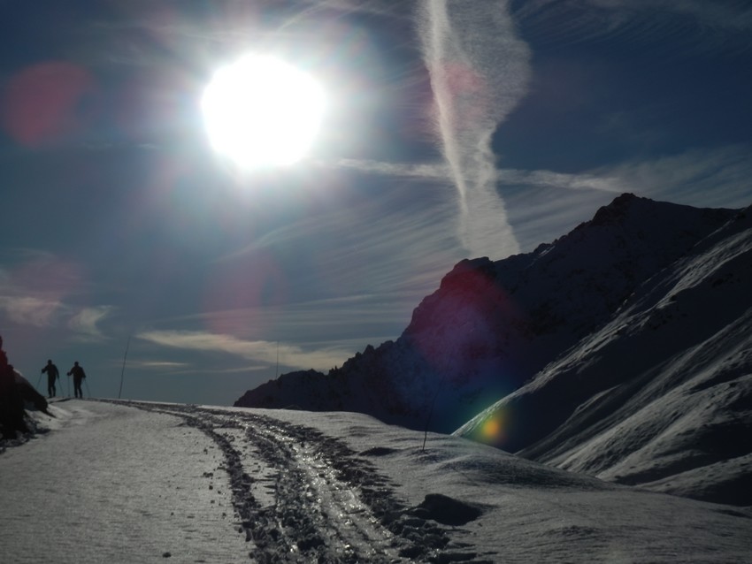 #1 Montée Galibier : Je n Montée Galibier : Je n'avais pas vu l'OVNI en prenant la photo !