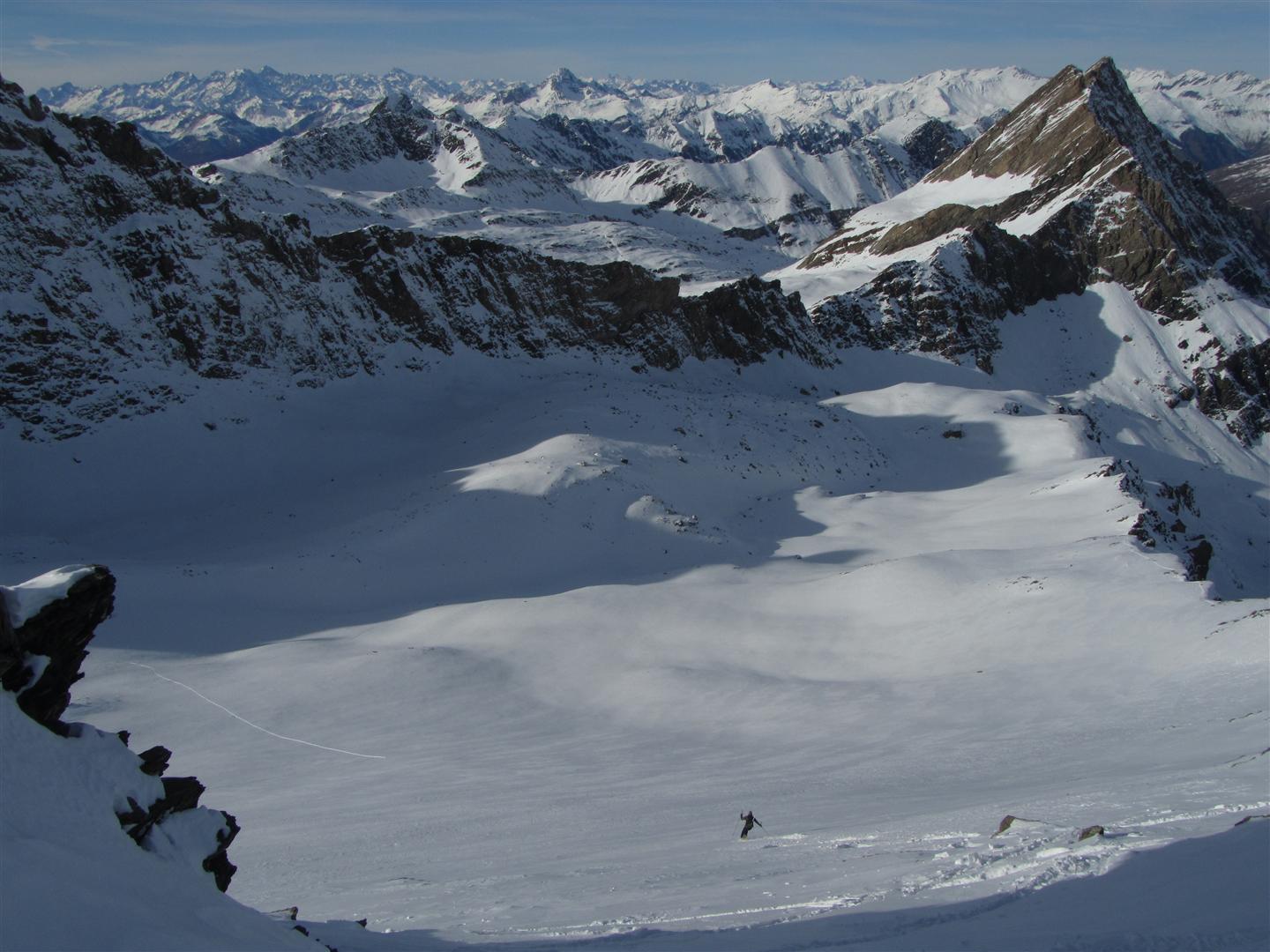 #8 poudreuse : sous le versant nord-est du pic d poudreuse : sous le versant nord-est du pic d'Asti