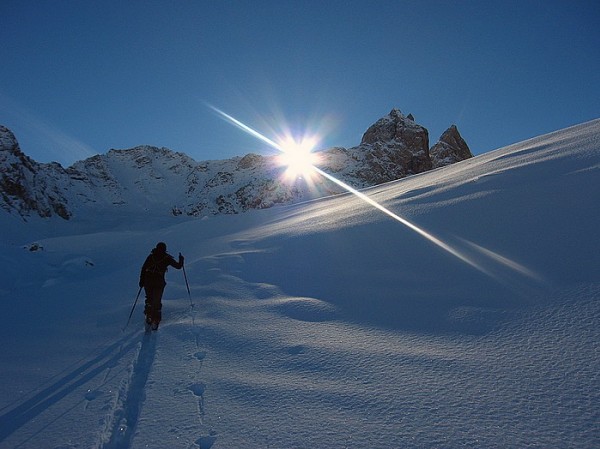 #3 aiguilles d aiguilles d'Arves : Richard prend le soleil rasant en pleine face, comme toute la journée!