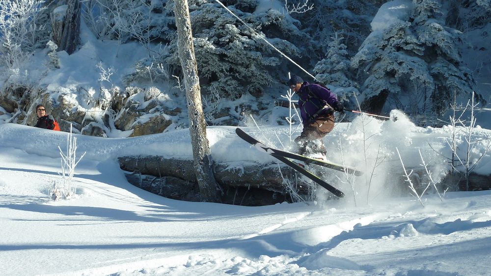 #11 Freerideur : qu Freerideur : qu'est ce qu'on ferait pas pour acceder aux petits passages secrets vers la Ruchere...