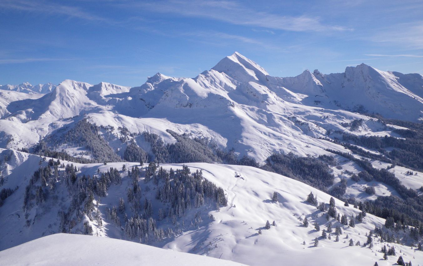 #3 Le mont charvin : vue Est depuis le sommet Le mont charvin : vue Est depuis le sommet