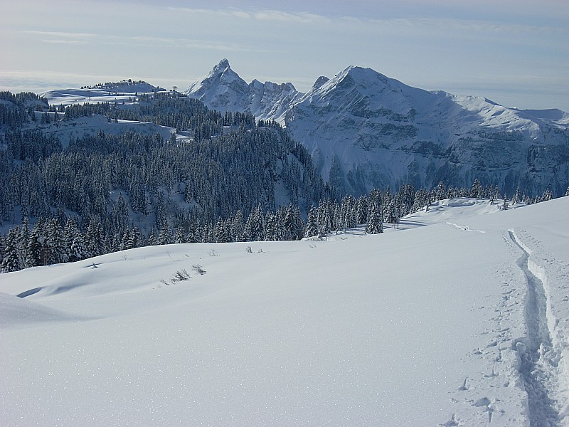 #6 Fin de la journée : Face aux Aravis et à la Pointe Perée Fin de la journée : Face aux Aravis et à la Pointe Perée