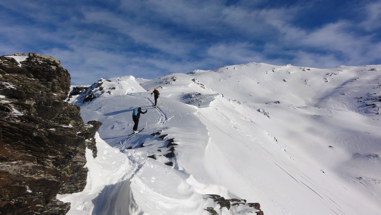 Arêt qui mène au sommet : un peu après la croix non marqué sur la carte mais bien visible tout du long