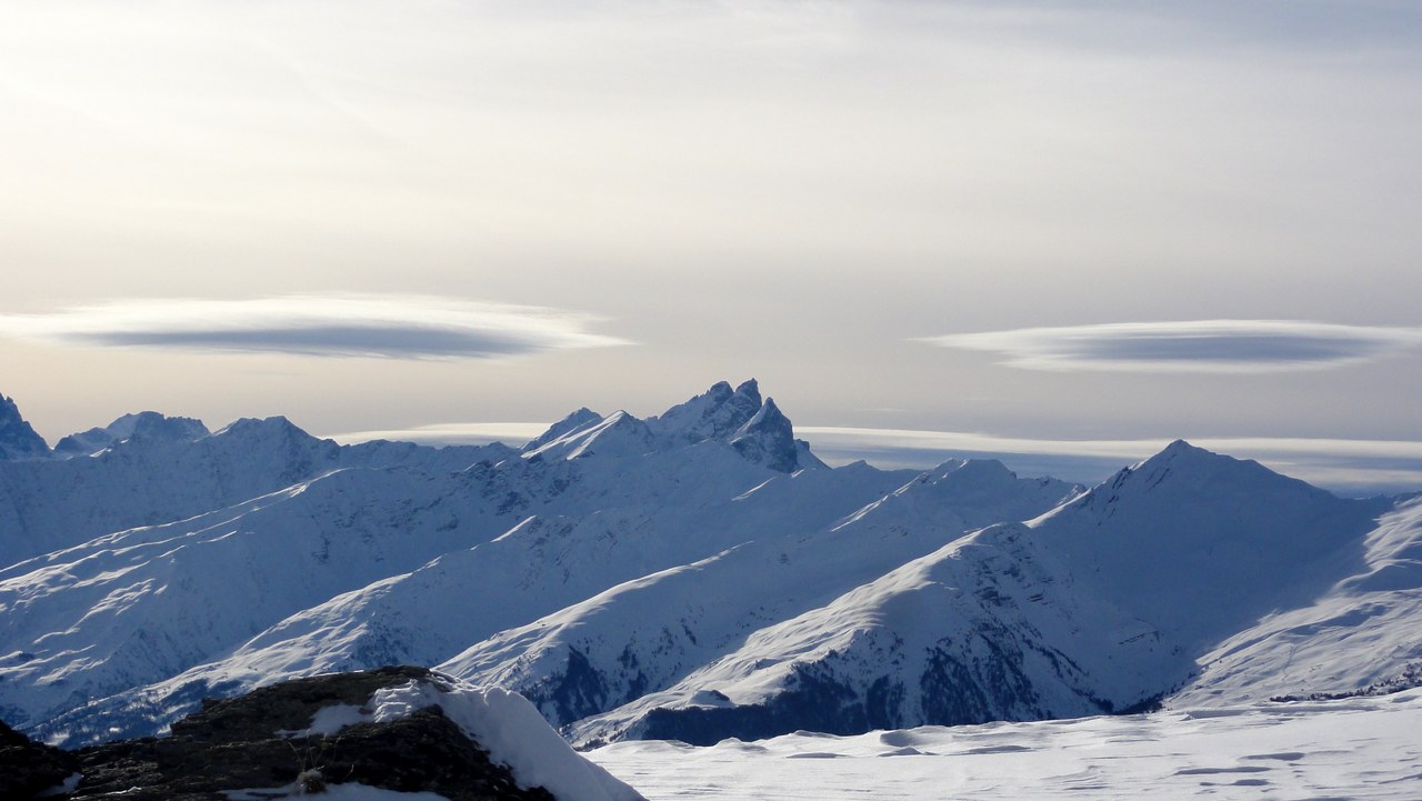 Aiguilles d'Arves : deux beau lenticulaires