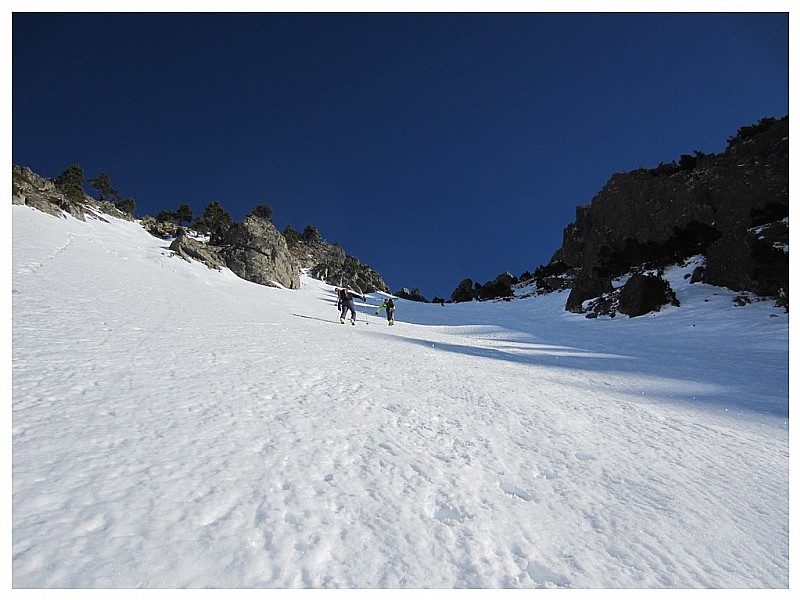 #4 Couloir qui monte à la Tribune Couloir qui monte à la Tribune