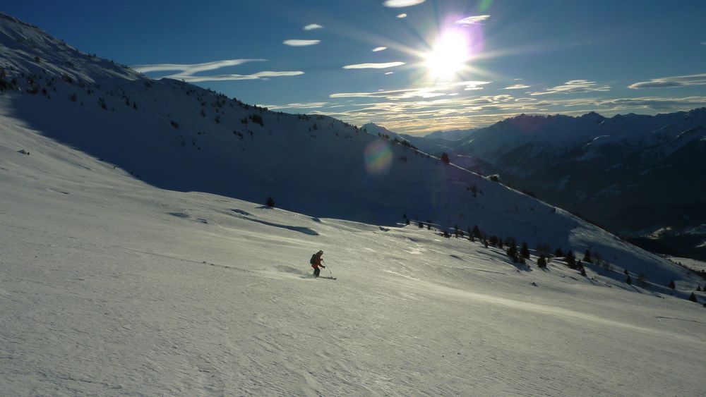 Quermoz versant ouest : poudre et soleil rasant pour cloturer la journée en beauté