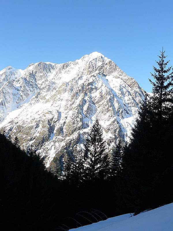 #2 taillefer : imposant ! taillefer : imposant !