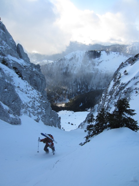 #1 Couloir : Montée sans crampon Couloir : Montée sans crampon