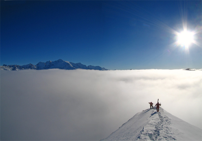 Tête Pelouse : L'arête sommitale et le Mt Blanc.