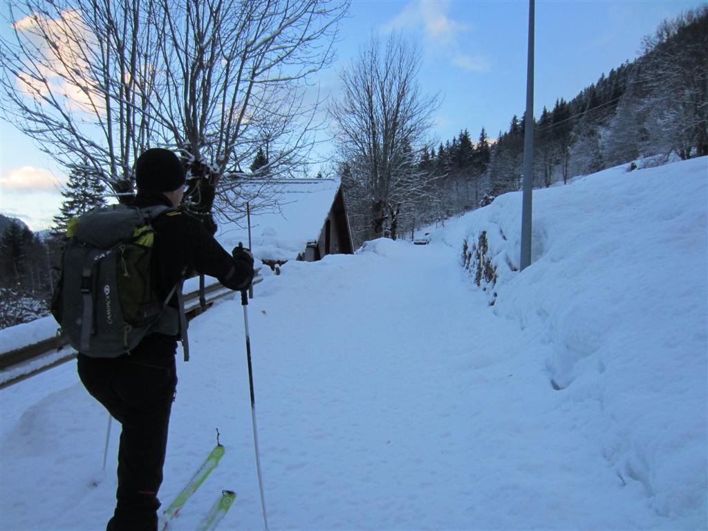 Départ du Rivier : La neige tombée permet de skier dès le bas