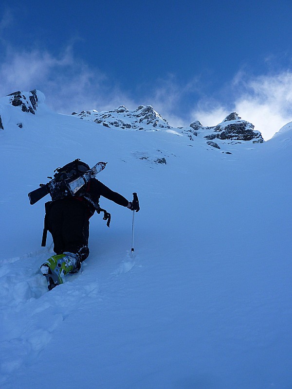 #5 Ski sur le dos : ça passe bien mieu Ski sur le dos : ça passe bien mieu