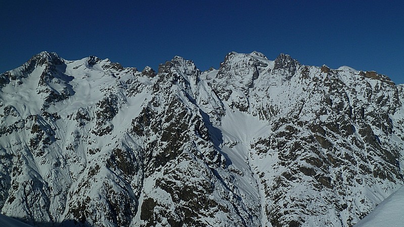 #2 Le maître des lieux : Le Pelvoux Le maître des lieux : Le Pelvoux