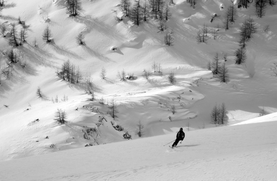 #5 Tête de Chaufrède face W : on signe le but nivologique quelques mètres sous la crête et on s Tête de Chaufrède face W : on signe le but nivologique quelques mètres sous la crête et on s'offre une belle descente dans la partie inférieure de la face