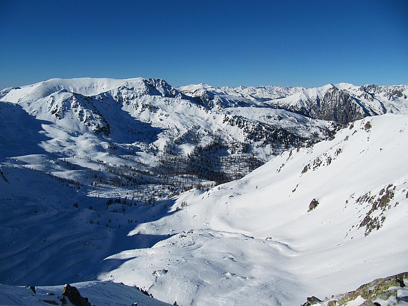 #4 Vallon de Barn : Possibilité de descente en traversée par Salèse Vallon de Barn : Possibilité de descente en traversée par Salèse
