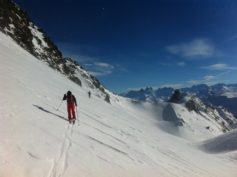 En vue du Col des Balmettes : Après avoir passé le col du Villonet