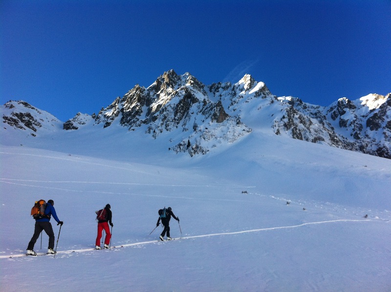 Approche couloir nord recti. : D'un pas décidé