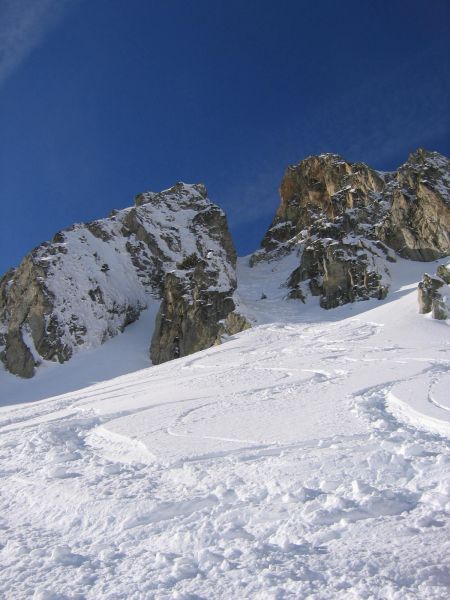 #4 Régal : Certes court ! Mais avec une bonne poudreuse et une bonne petite pente Régal : Certes court ! Mais avec une bonne poudreuse et une bonne petite pente