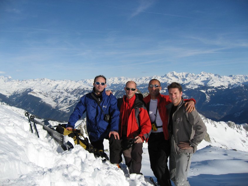 #4 Diamir Team !!! : Petite photo de la Diamir Team réunie au grand complet en ce début de saison. Aujourd Diamir Team !!! : Petite photo de la Diamir Team réunie au grand complet en ce début de saison. Aujourd'hui c'était 50% lowtech et 50% diamir ;)