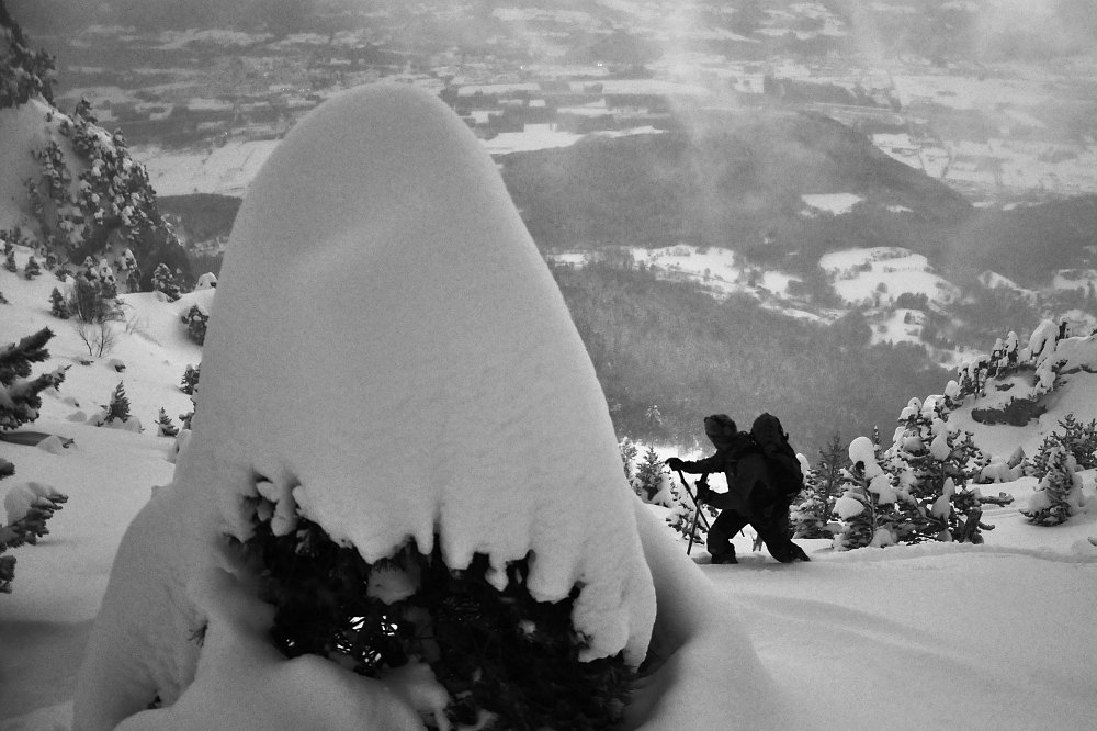 #1 Cirque : Fine couche de légère sur grosse couche de fraîche Cirque : Fine couche de légère sur grosse couche de fraîche