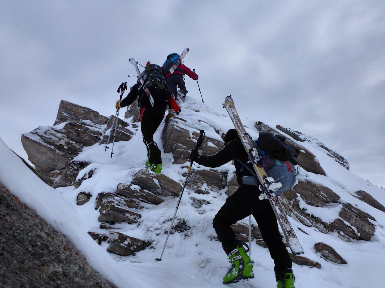 #28 Arête mixte : Thomas et Berny sur les pas d Arête mixte : Thomas et Berny sur les pas d'Isa.