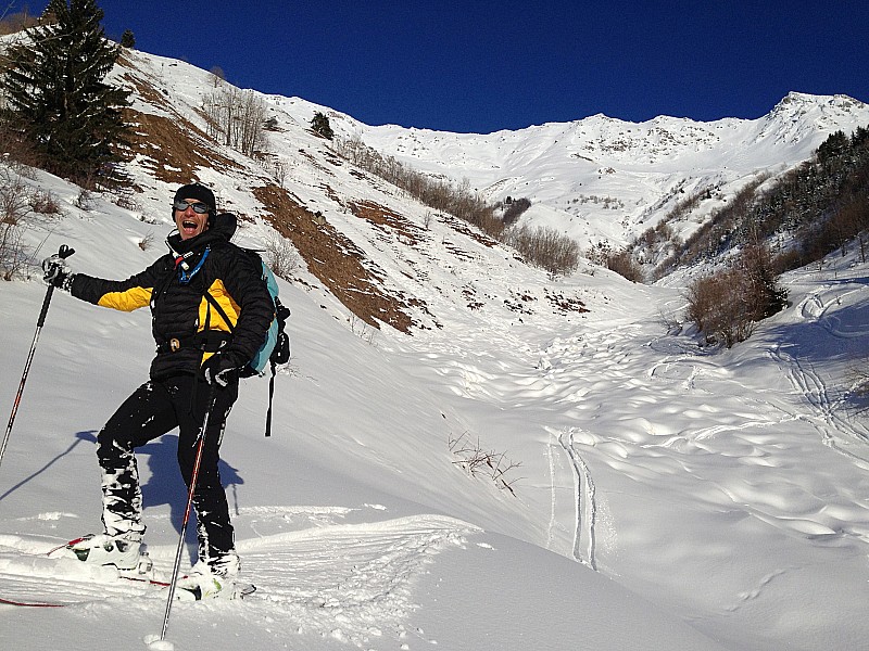 #12 valbuche : greg hilare devant la cerise sur le gâteau..bon ski jusqu valbuche : greg hilare devant la cerise sur le gâteau..bon ski jusqu'en bas, meme pas un plan galère sur la fin.