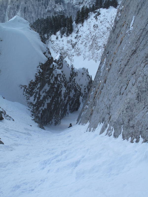#4 Dans la grande faille : Bonne neige bon ski Dans la grande faille : Bonne neige bon ski