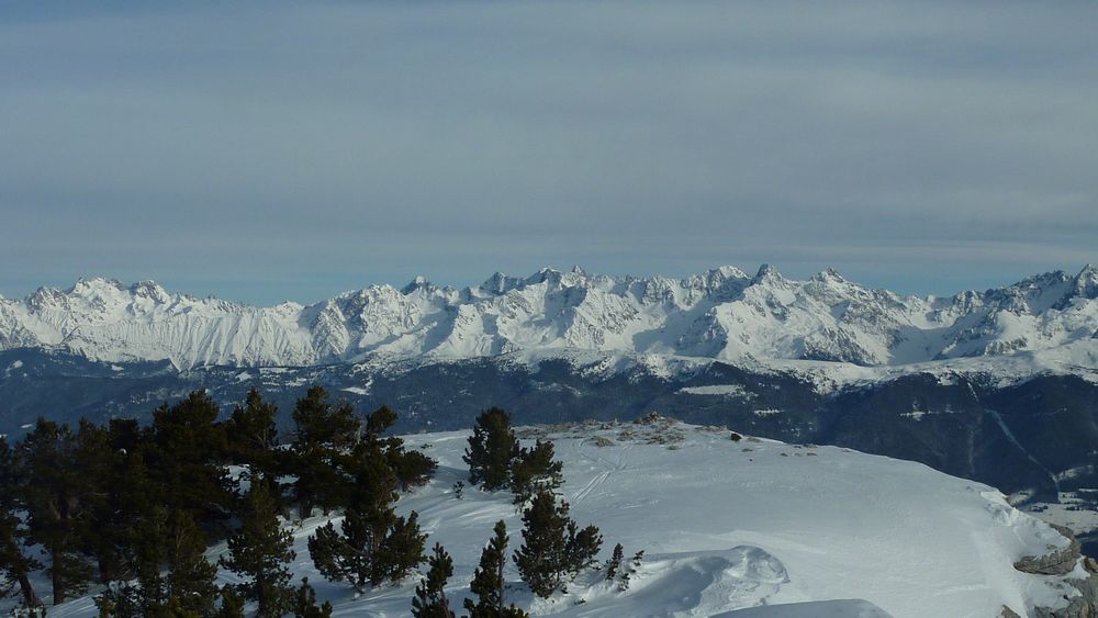 #19 Belledonne : jolies lumieres sur le massif d Belledonne : jolies lumieres sur le massif d'en face
