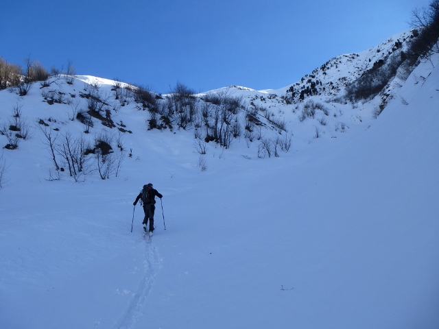 #1 On laisse l On laisse l'accès au Garelli : pour remonter les pentes Ouest: 1600 m