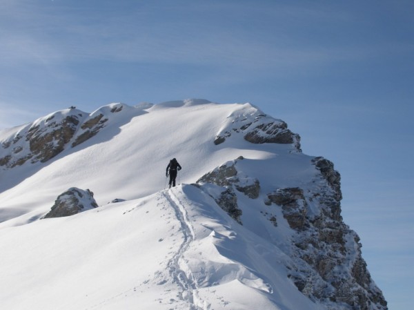 #3 L L'arête sous le sommet : Le plaisir inégalable d'atteindre son objectif, le sommet, parce qu'on s'en ait donné les moyens, à la sueur de son front...
