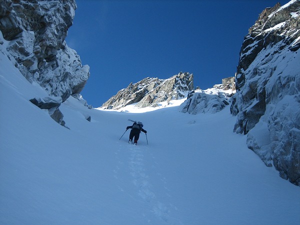 #6 Sortie : Presque la sortie Sortie : Presque la sortie