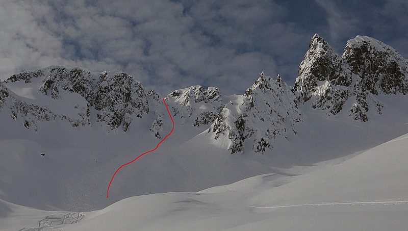 #7 Couloir NE : vu du replat dessous Couloir NE : vu du replat dessous