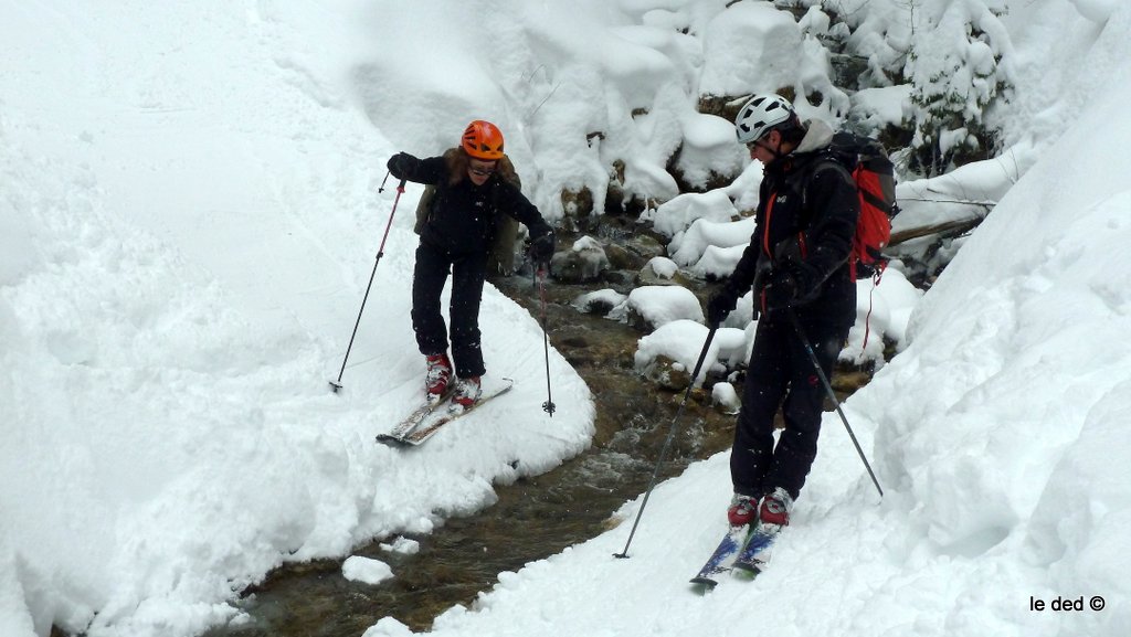 #6 Ruisseau de Bellefont : bon passage dans le BoarderCross ;) Ruisseau de Bellefont : bon passage dans le BoarderCross ;)