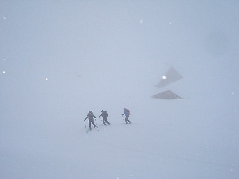 #4 mont des archers : montée parfois dans le brouillard mont des archers : montée parfois dans le brouillard