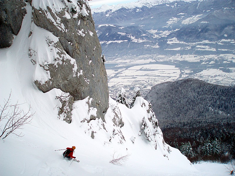 #16 couloir : Vu vers le bas. couloir : Vu vers le bas.